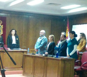 Minuto de silencio al comienzo de la Sesión Plenaria en el Ayuntamiento de Azuqueca de Henares.