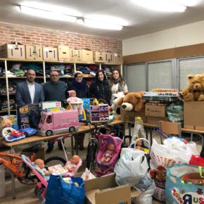 Cs Guadalajara entrega a San Vicente de Paul los juguetes recogidos como resultado de su campaña solidaria llevada a cabo en varios municipios de la provincia Cs Guadalajara entrega a San Vicente de Paul los juguetes recogidos como resultado de su campaña solidaria llevada a cabo en varios municipios de la provincia